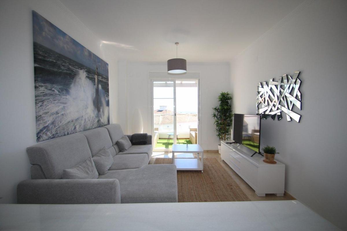Small Oasis Nelson Mandela Apartment With Sea View, Two Bedrooms, Parking, Terrace And Pool Manilva Exterior photo